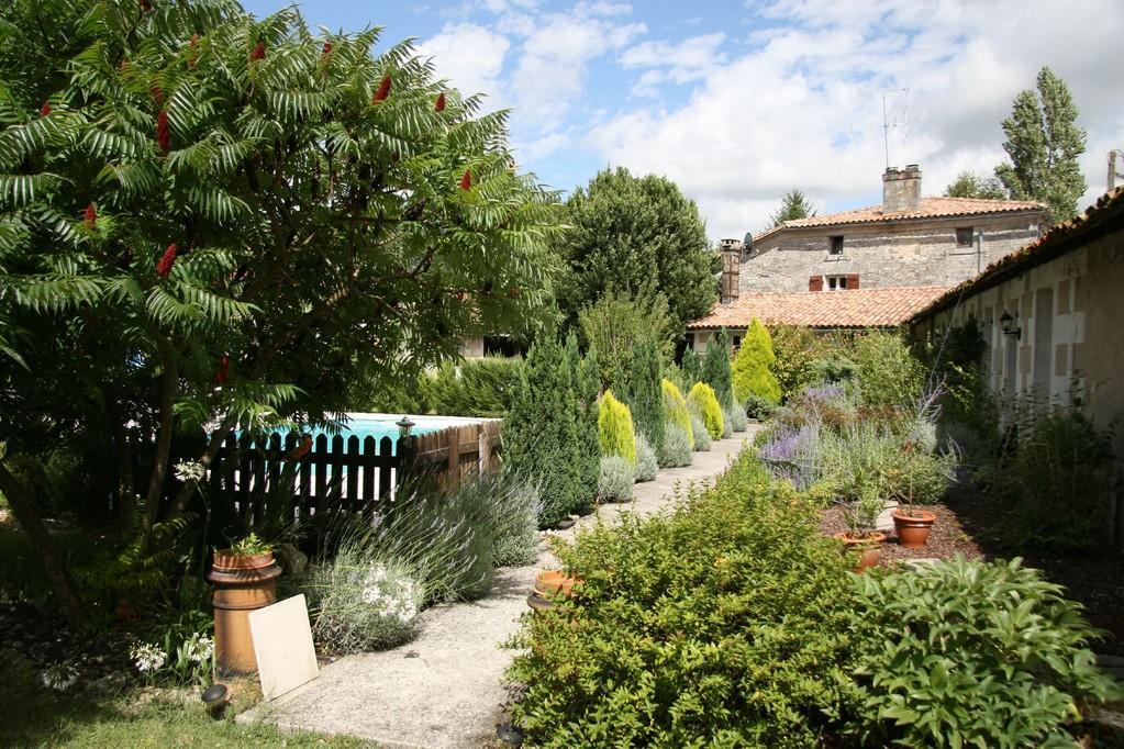 Bed and Breakfast La Tonnellerie Châteauneuf-sur-Charente Zewnętrze zdjęcie